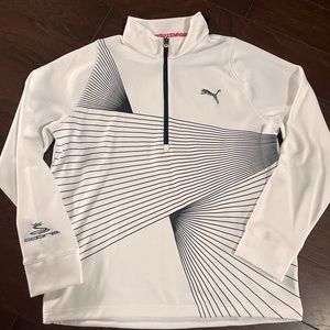 Men’s medium Puma pullover